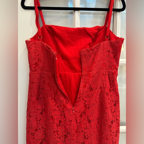 Fame and Partners The Max Midi Dress in Red Lace Sheath Chic Cocktail Size 8 Med - Picture 7 of 16